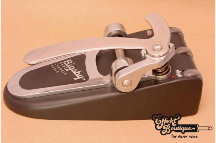 Gamechanger Audio BIGSBY Pedal